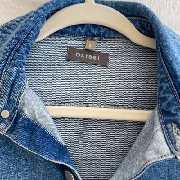 DL1961 Denim Shacket - Picture 5 of 7